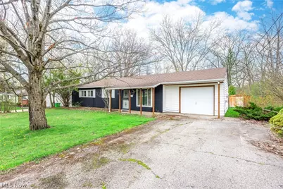 6194 Eldridge Boulevard, Huber Heights, OH 44146 - Photo 1