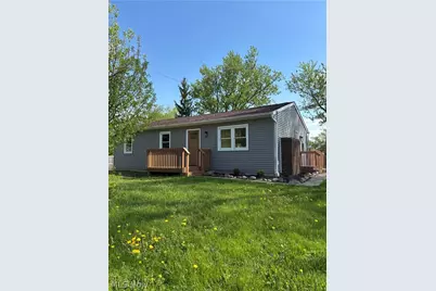 3260 Perrydale Street NW, Uniontown, OH 44685 - Photo 1