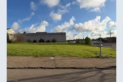 7th Street SE, Canton, OH 44702 - Photo 1