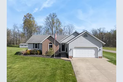 8863 Lynnpark Street NE, Alliance, OH 44601 - Photo 1