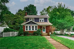 546 Letchworth Dr, Akron, OH 44303 - Photo 1