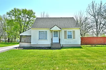 1479 Hamilton Street SW, Warren, OH 44485 - Photo 1