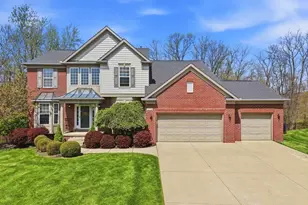 455 Cornell Dr, Grandview Heights, OH 44147 - Photo 1