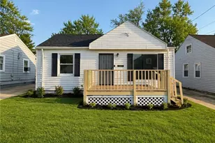13517 Carrington Ave, Loveland, OH 44135 - Photo 1