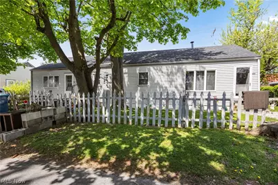 815 Edison Lane, Port Clinton, OH 43452 - Photo 1