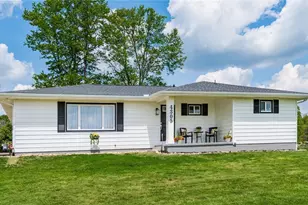 4305 Boggs Rd, Zanesville, OH 43701 - Photo 1