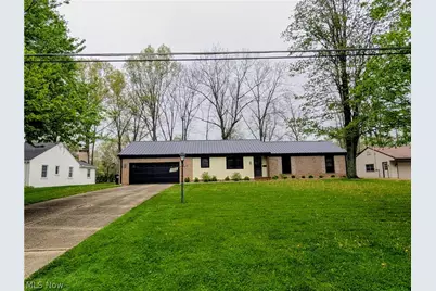 126 Garwood Drive, Canfield, OH 44406 - Photo 1