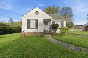 6210 Crossview Rd, Green Hills, OH 44131 - Photo 1