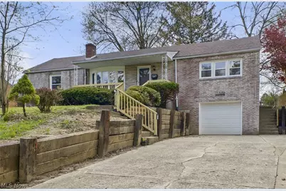 3232 Bears Den Road, Youngstown, OH 44511 - Photo 1
