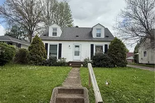 1055 Frederick Blvd, Akron, OH 44320 - Photo 1