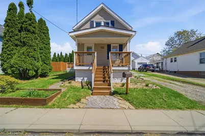 241 King Street, Fairport Harbor, OH 44077 - Photo 1