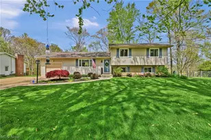 3109 Fair Oaks Dr, Norton, OH 44203 - Photo 1