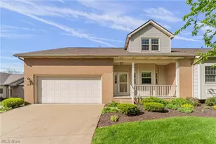 2423 Charing Cross Rd NW, Canton, OH 44708 - Photo 1