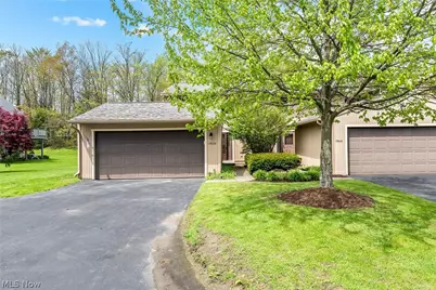 17620 Eastbrook Trail, Chagrin Falls, OH 44023 - Photo 1