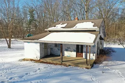 1542 Woods Road, Akron, OH 44306 - Photo 1