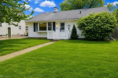 229 Lexington Avenue, Elyria, OH 44035 - Photo 1