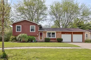 878 Marilyn Dr, Wooster, OH 44691 - Photo 1