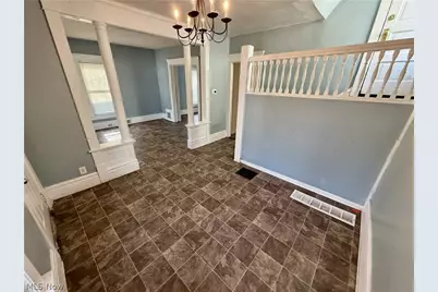 222 Rhodes Avenue, Akron, OH 44302 - Photo 2