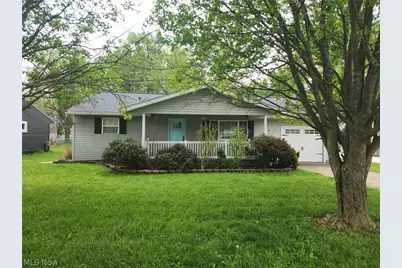 744 Baker Avenue NW, New Philadelphia, OH 44663 - Photo 1