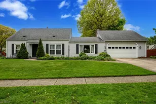 2839 Elmwood St, Cuyahoga Falls, OH 44221 - Photo 1