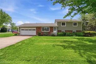 902 Cleveland Rd W, Huron, OH 44839 - Photo 1