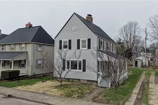 1379 Maryland Ave SW, Canton, OH 44710 - Photo 1