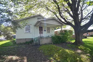 581 Baldwin Rd, Akron, OH 44312 - Photo 1