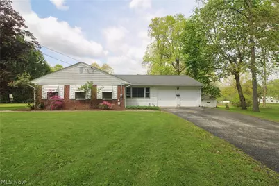 804 Crestview Drive, Boardman, OH 44512 - Photo 1