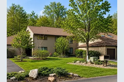 16575 Wren Road #3C, Chagrin Falls, OH 44023 - Photo 1