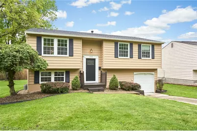 344 Silver Meadows Boulevard, Kent, OH 44240 - Photo 1