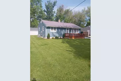 3009 Willowrow Avenue NE, Canton, OH 44705 - Photo 1
