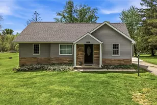 1532 S Stateline Rd, Sharon, OH 44438 - Photo 1