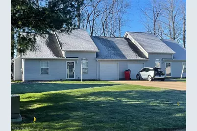1918-1920 Eastbranch Circle NE, Canton, OH 44705 - Photo 1