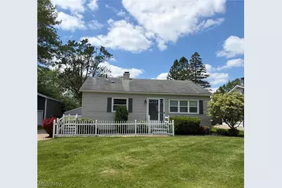 1302 Bel Air Drive NW, North Canton, OH 44720 - Photo 1