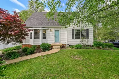 1722 W Idlewood Drive, Twinsburg, OH 44087 - Photo 1