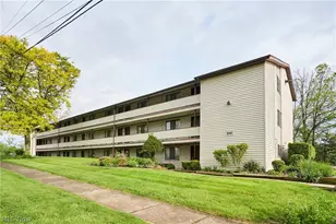 888 Rosamond Ave, Akron, OH 44307 - Photo 1