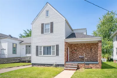 215 8th Street SW, Massillon, OH 44647 - Photo 1