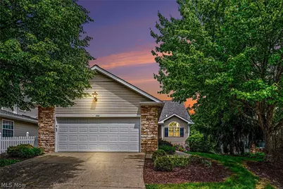 959 Grand View Lane, Aurora, OH 44202 - Photo 1