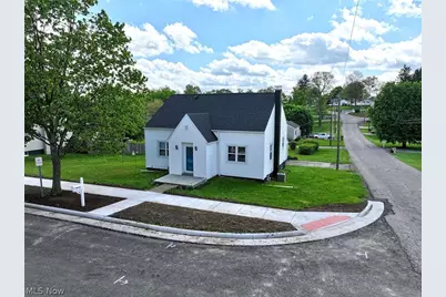 528 Maple Street SW, Sugarcreek, OH 44681 - Photo 1