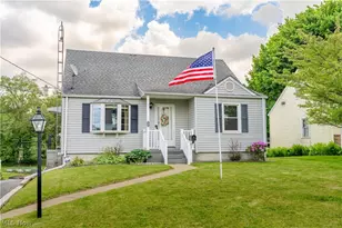 814 Lakeview Ave NW, Canton, OH 44708 - Photo 1