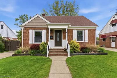 325 E 326th Street, Willowick, OH 44095 - Photo 1