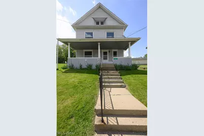 302 Main Street, Bowerston, OH 44695 - Photo 1