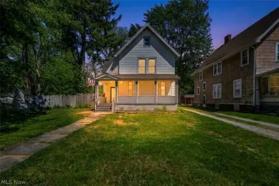 1004 East Avenue, Elyria, OH 44035 - Photo 1