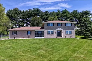 883 Basel St, Sugarcreek, OH 44681 - Photo 1