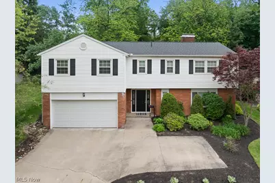 515 Vosello Avenue, Akron, OH 44313 - Photo 1