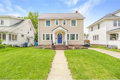 818 Allison Avenue, Lorain, OH 44052 - Photo 1