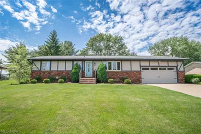 5251 Tanglewood Drive NE, Louisville, OH 44641 - Photo 1