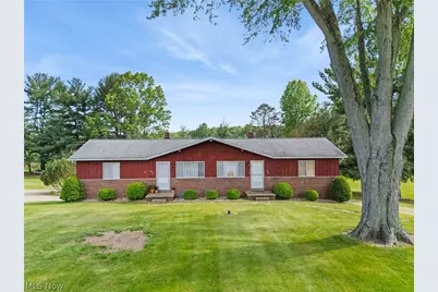 134 Center Road, New Franklin, OH 44319 - Photo 1
