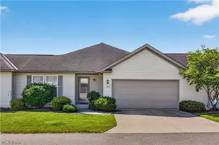 7342 Glengary Dr, Sagamore Hills, OH 44067 - Photo 1