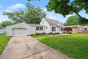466 Brewer Ave, Akron, OH 44305 - Photo 1